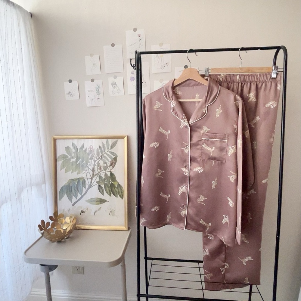 Wemon Brand New:Pajamas Long sleeve&Long Pants, Two-Piece Set, Print